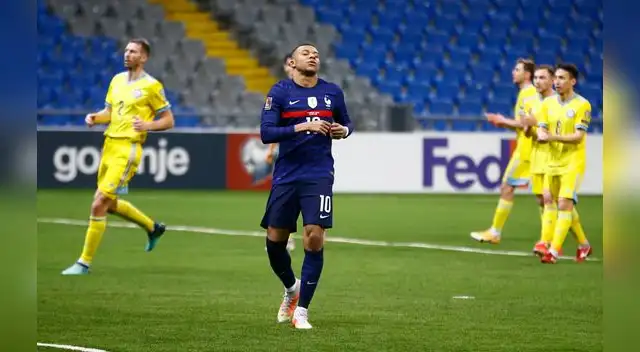 Mbappé estuvo con la mecha prendida marcó cuatro goles a Kazajistán. Mbappé estuvo con la mecha prendida marcó cuatro goles a Kazajistán.