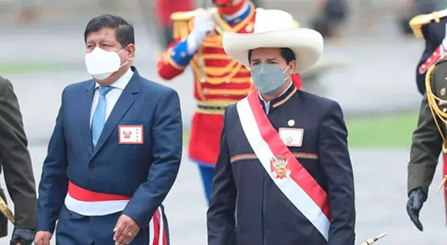 Pedro Castillo aceptó la renuncia de Ayala