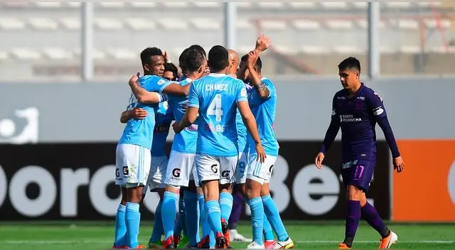 Alianza Lima y Sporting Cristal disputarán 21 y 28 el título nacional.
