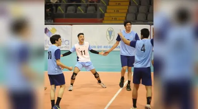 Regatas Lima es serio candidato a clasificar a la final.