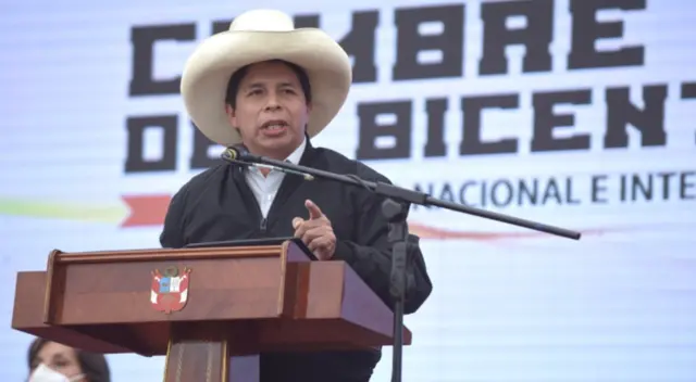 “No toleran que un maestro rural haya llegado a la presidencia”, afirmó Pedro Castillo “No toleran que un maestro rural haya llegado a la presidencia”, afirmó Pedro Castillo