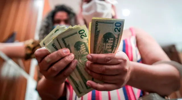 Precio del dólar HOY martes 30 de noviembre 2021