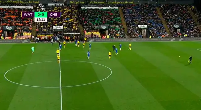 La gran intervención de los paramédicos vuelve a ser importante en un partido del fútbol europeo.