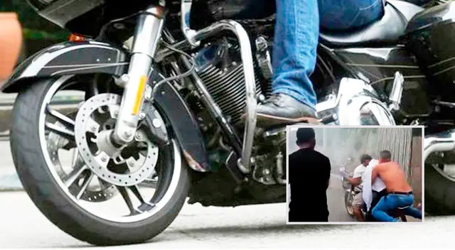 El motociclista arranca para dar una vuelta por la zona, mientras que otro sostiene por atrás el cadáver. El motociclista arranca para dar una vuelta por la zona, mientras que otro sostiene por atrás el cadáver.