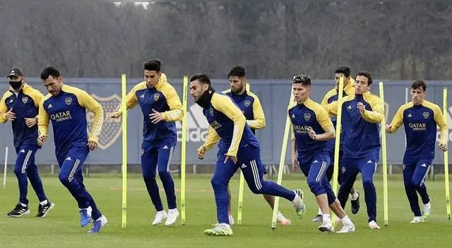 Carlos Zambrano es cuestionado por la prensa argentina. Carlos Zambrano es cuestionado por la prensa argentina.