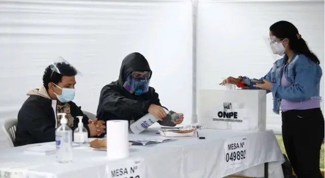 Cronograma para las elecciones municipales y regionales del 2022