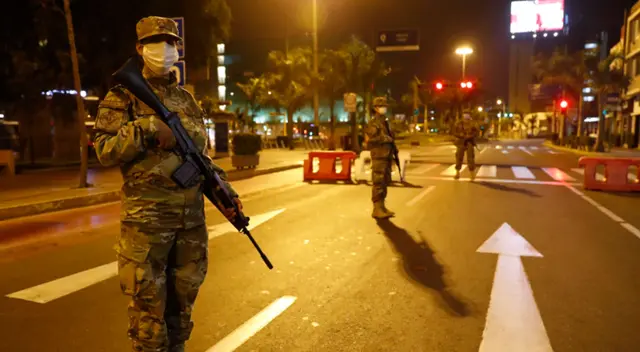 Conoce AQUÍ las resgiones que tendrán toque de queda de 1:00 a 4:00 p.m. para Navidad y Año Nuevo Conoce AQUÍ las resgiones que tendrán toque de queda de 1:00 a 4:00 p.m. para Navidad y Año Nuevo