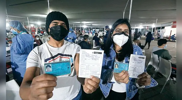 COVID-19: Minsa presentó lineamientos para la presentación del carnet de vacunación COVID-19: Minsa presentó lineamientos para la presentación del carnet de vacunación