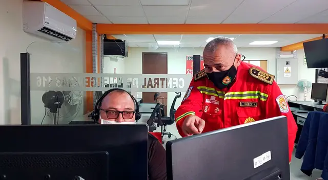 Bomberos reciben 300 llamadas falsas