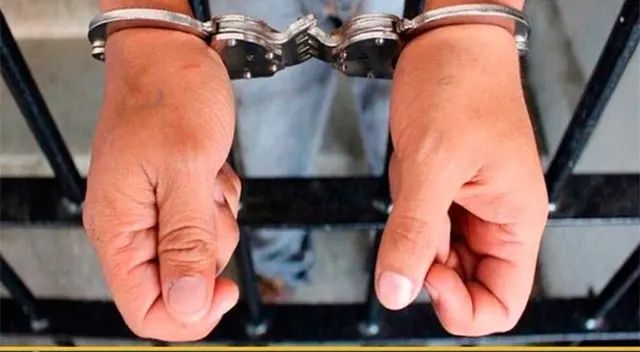 El procesado Alexander Rolando Coral Valderrama fue condenado a 5 años de cárcel por robarle un celular a una mujer El procesado Alexander Rolando Coral Valderrama fue condenado a 5 años de cárcel por robarle un celular a una mujer