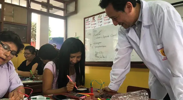 Clases presenciales 2022: ¿Qué características requieren tener los docentes?