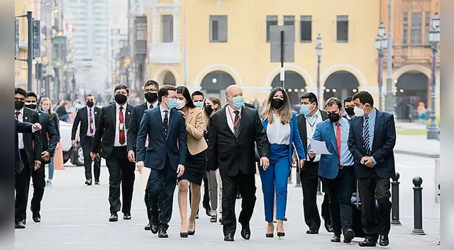 Bancada de Avanza País asegura unidad tras renuncia de Hernando de Soto