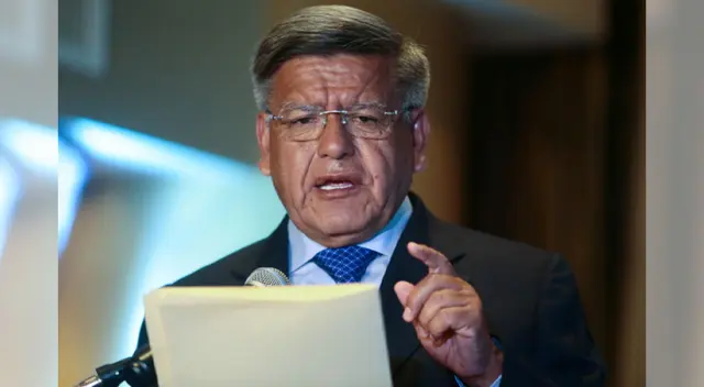 César Acuña se pronuncia sobre la postulación al Gobierno Regional de La Libertad. César Acuña se pronuncia sobre la postulación al Gobierno Regional de La Libertad.