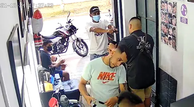 Robo produjo el temor y el llanto de un adolescente. Robo produjo el temor y el llanto de un adolescente.