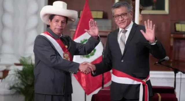 Pedro Castillo sobre nuevo ministro: “Renovamos nuestro compromiso en beneficio de niños, adolescentes y maestros”
