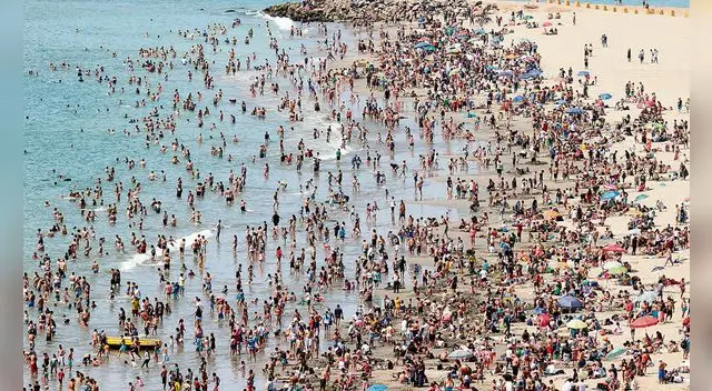 Gobierno anuncia cierre de playas  tras aumento de casos de ómicron.