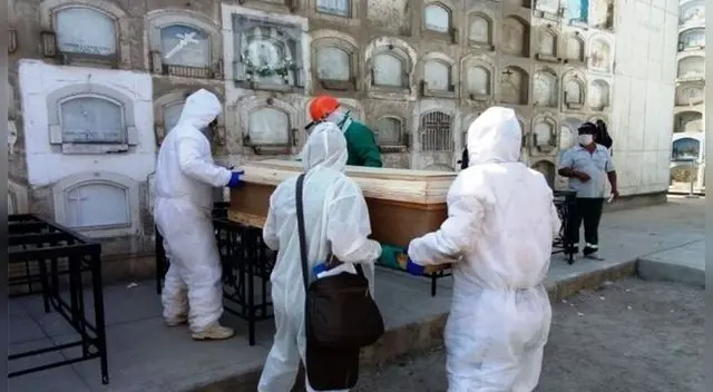 COVID-19: Cifra de muertes en Perú aumenta por segundo mes consecutivo COVID-19: Cifra de muertes en Perú aumenta por segundo mes consecutivo