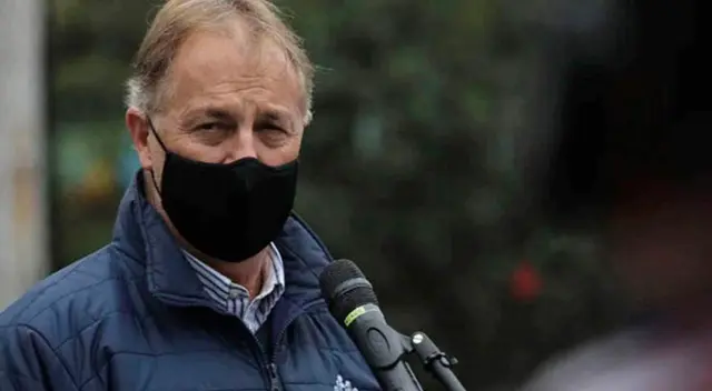 Alcalde de Lima se encuentra en el ojo de la tormenta tras incendio en galería de Mesa Redonda