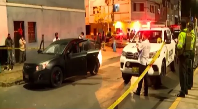 Sujetos dispararon contra un hombre cuando se encontraba dentro de su automóvil Sujetos dispararon contra un hombre cuando se encontraba dentro de su automóvil