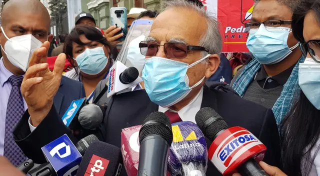 Titular de Justicia defendió al gobierno de medios malintencionados.