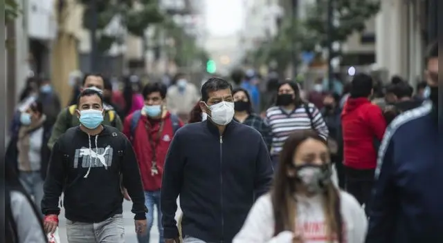 Tercera ola de COVID-19: Consejos en el trabajo y transporte público