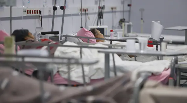 Casos COVID-19 se disparan en medio de la tercera ola. Casos COVID-19 se disparan en medio de la tercera ola.