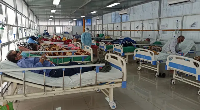 Ocupación de camas UCI por COVID-19 está en aumento.