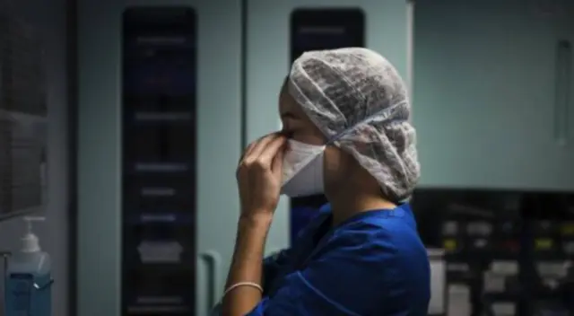 Reportan contagios de COVID-19 en personal de salud de tres hospitales de Huancayo