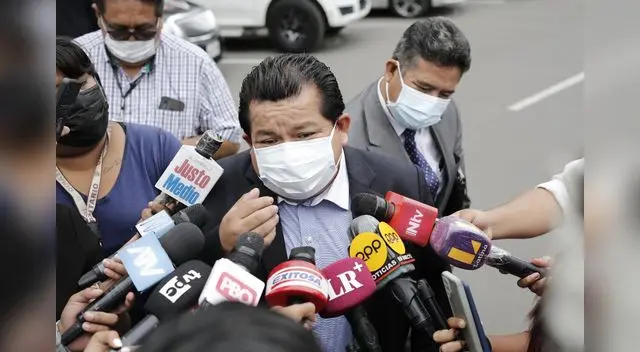 Bruno Pacheco se pronuncia por los 20 mil dólares hallados en su despacho