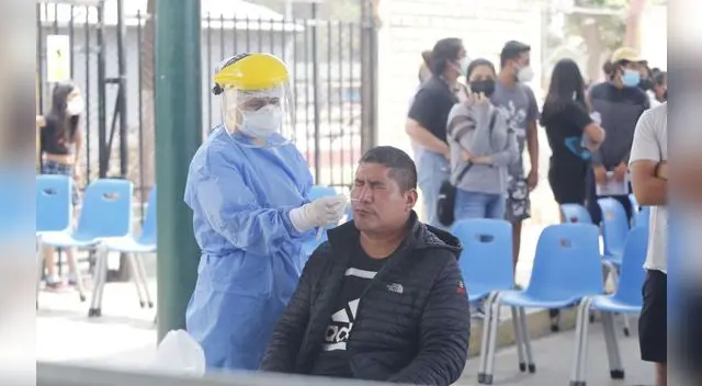 Empresas serán multadas si no aceptan pruebas antígenos Empresas serán multadas si no aceptan pruebas antígenos