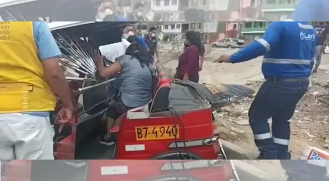 Bus de transporte público impacta con la parte trasera de mototaxi en Comas.