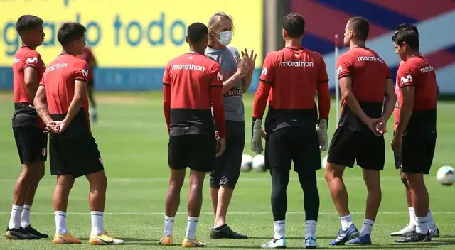 Ricardo Gareca probará a jugadores ante Panamá para afinar la lista de las Eliminatorias Qatar 2022.