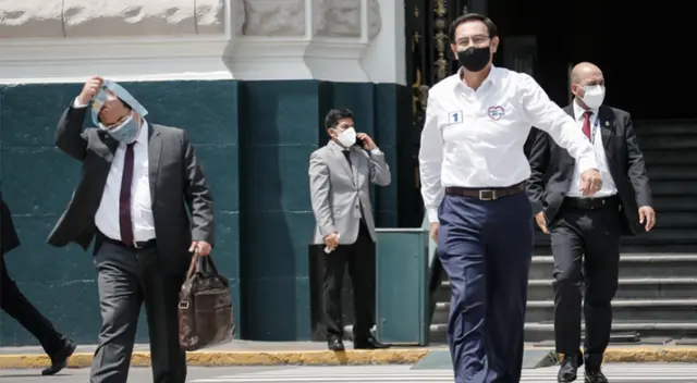 Exjefe de Estado se mostró contento por el alta médica.