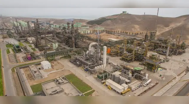 Refinería La Pampilla habría contaminado cinco playas desde Ventanilla hasta Ancón Refinería La Pampilla habría contaminado cinco playas desde Ventanilla hasta Ancón