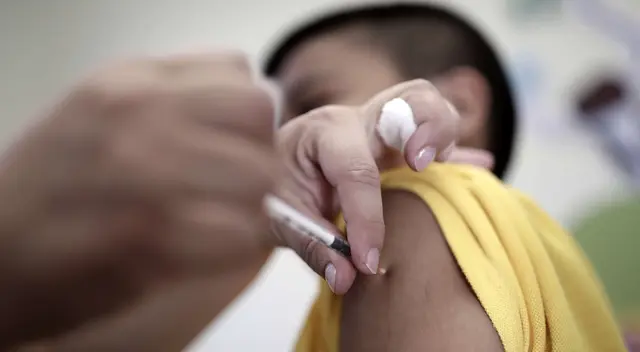 Niños de 5 a 11 años de edad recibirán sus dosis contra el coronavirus.