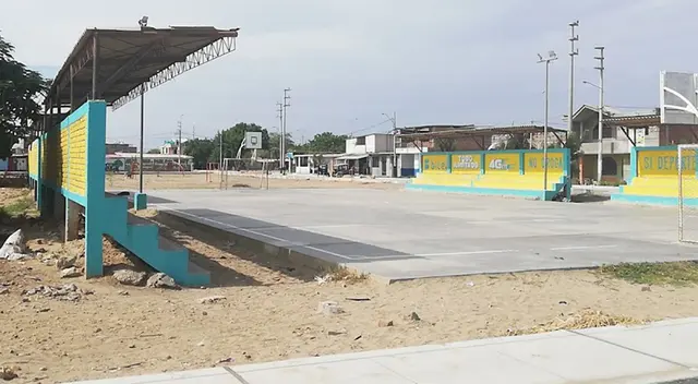 Menor de edad pierde la vida cuando jugaba futbol con su amigos en Piura. Menor de edad pierde la vida cuando jugaba futbol con su amigos en Piura.