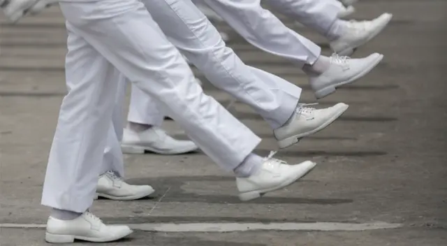 Organismo militar culpa a Repsol por los daños ocasionados en el mar. Organismo militar culpa a Repsol por los daños ocasionados en el mar.
