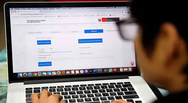 Sigue estos pasos para solicitar el certificado de estudios gratis solo con DNI. Sigue estos pasos para solicitar el certificado de estudios gratis solo con DNI.