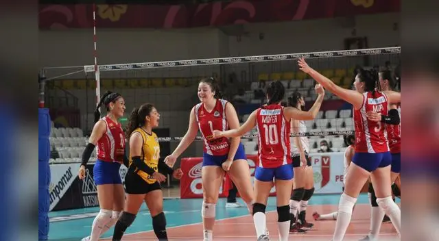 Latino Amisa no tuvo piedad con la Universidad San Martín y lo derrotó 3-0 por la cuarta fecha de la LNSV. Latino Amisa no tuvo piedad con la Universidad San Martín y lo derrotó 3-0 por la cuarta fecha de la LNSV.