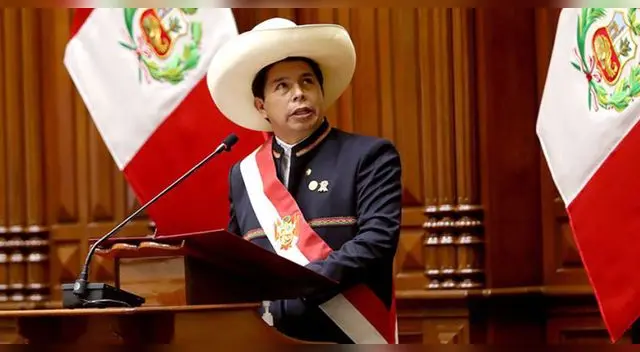 Partido Morado a Pedro Castillo: “Si no resuelve la crisis en este tercer gabinete, lo mejor es presentar su renuncia” Partido Morado a Pedro Castillo: “Si no resuelve la crisis en este tercer gabinete, lo mejor es presentar su renuncia”