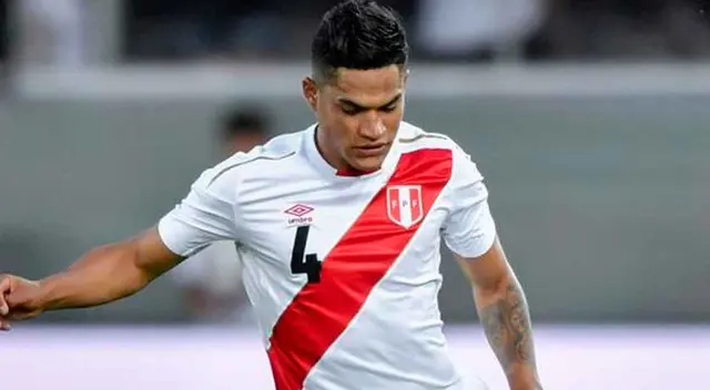 Anderson Santamaría dejó de ser considerado por Ricardo Gareca en el once titular. Anderson Santamaría dejó de ser considerado por Ricardo Gareca en el once titular.