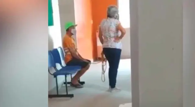 La señora no tuvo mejor idea que llevar a su marido amarrado al centro de vacunación.