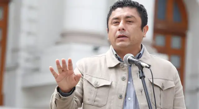 Bermejo a bancadas que piden vacancia: “¿Por qué mejor no presentan su producción legislativa?”