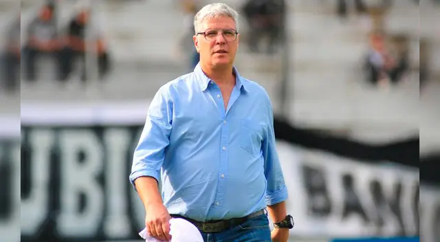 Álvaro Gutiérrez es el nuevo entrenador de Universitario. Álvaro Gutiérrez es el nuevo entrenador de Universitario.