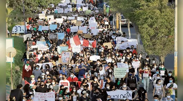 Ciudadanos convocan a marchas para movilizarse contra el Gobierno y el Congreso Ciudadanos convocan a marchas para movilizarse contra el Gobierno y el Congreso