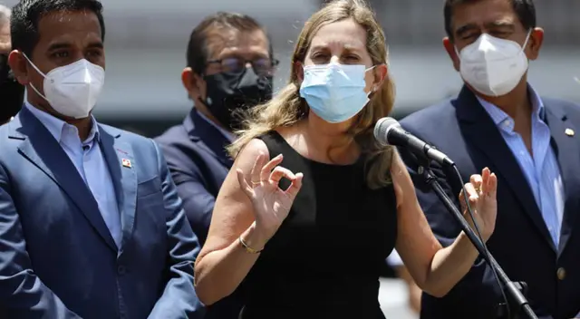 Parlamentarios buscan acelerar la vacancia del presidente reuniéndose, extraoficialmente. Parlamentarios buscan acelerar la vacancia del presidente reuniéndose, extraoficialmente.