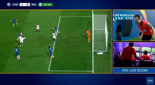 El VAR llamó al árbitro para indicarle que era penal la acción de Thiago Silva. - FUENTE: FIFA TV.   