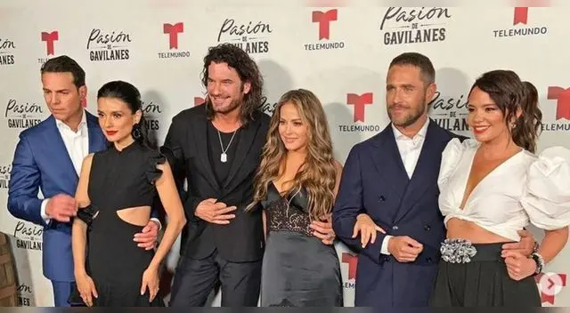 Pasión de gavilanes 2: elenco en alfombra roja Pasión de gavilanes 2: elenco en alfombra roja