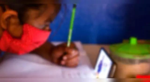 Aprendo en Casa seguirá como un complemento de la enseñanza presencial y semipresencial de los estudiantes.