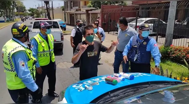 Sujeto fue trasladado a la comisaría para las diligencias. Sujeto fue trasladado a la comisaría para las diligencias.